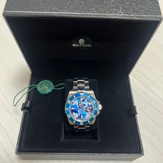 베이프 시계 베이펙스 bapex 카모 하늘색 서브마리너 팝니다