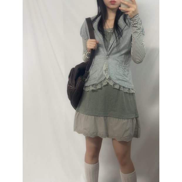 퍼프 슬리브 레이스 밑단 원버튼 자켓