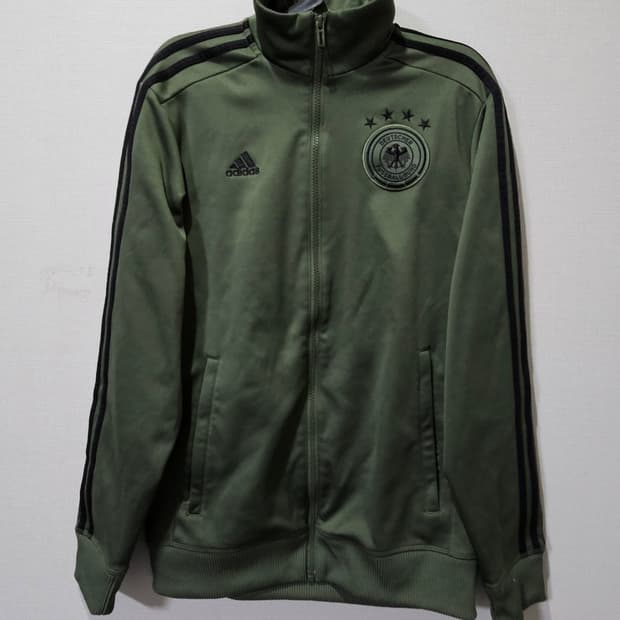 아디다스 독일 카키 트랙탑 져지집업 90~95 / S~M
