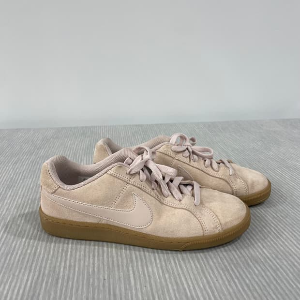 879) 나이키 코트 로얄 스니커즈 245mm