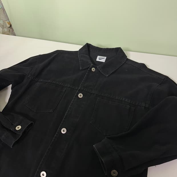 L 파르티멘토 투포켓 빈티지블랙워시드 데님트러커자켓 청자켓