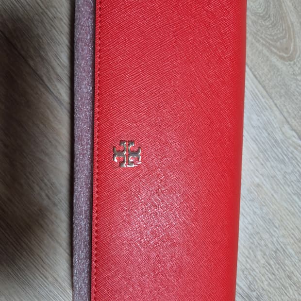 토리버치 장지갑 (미사용)