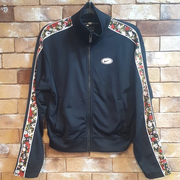 나이키 여성 트랙탑 