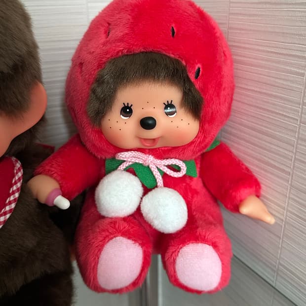 딸기 몬치치 인형