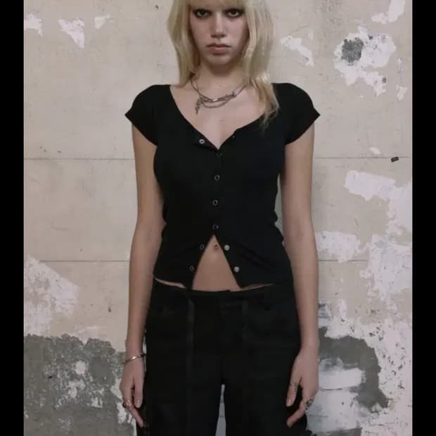 보헤미안서울 보트넥 스냅 가디건BOAT NECK SNAP CARDIGAN