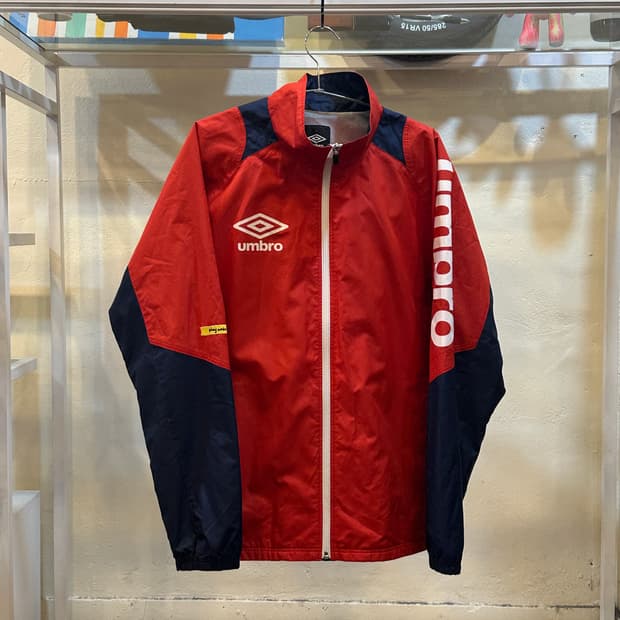 엄브로 바람막이 자켓 레드 네이비 100