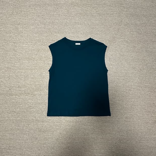 BEAUTY & YOUTH sleeveless shirts