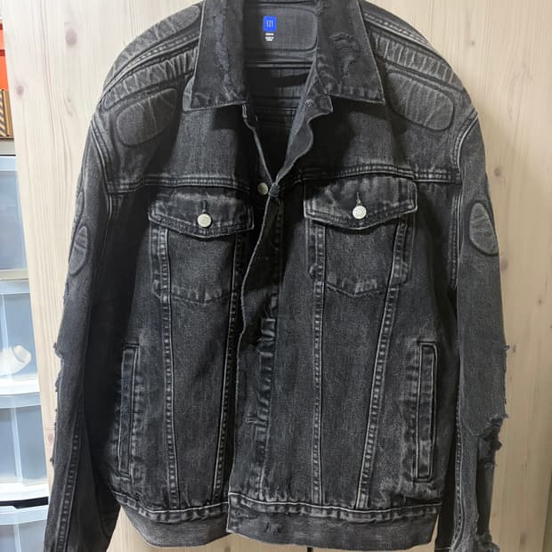 이지갭 발렌시아가 패디드 데님 흑청 (M) 차이나