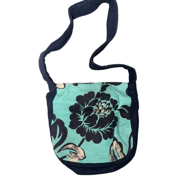 하구미st 민트 플라워 크로스백 