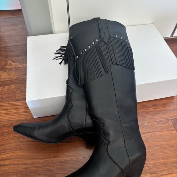 다이닛 DEINET FRINGE 롱부츠 / 판매가 175,000