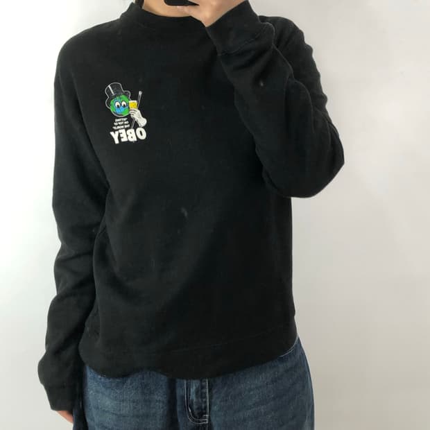 [S] 오베이 프린팅 맨투맨