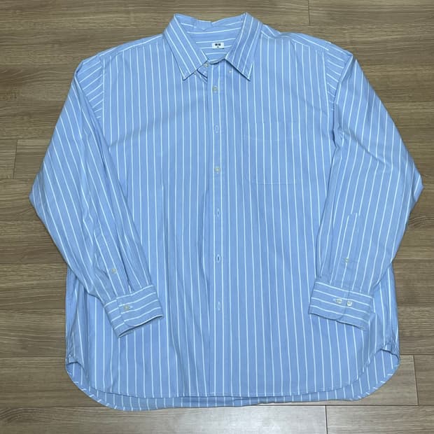 유니클로 스트라이프 셔츠 라이트 블루