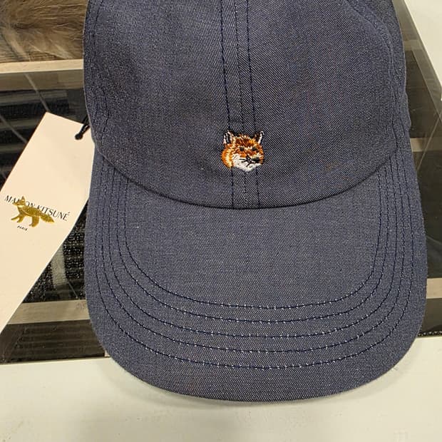 마르지엘라 볼캡