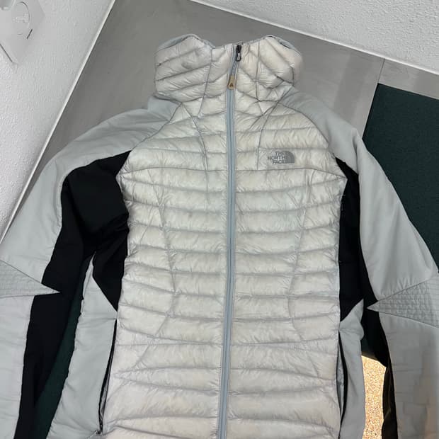 노스페이스 써밋 경량패딩  M