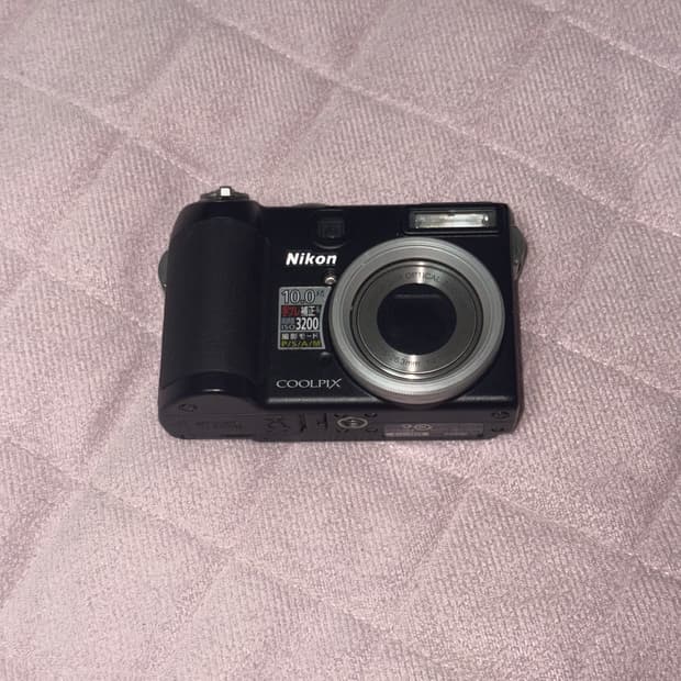 니콘 쿨픽스 nikon coolpix p5000 디카