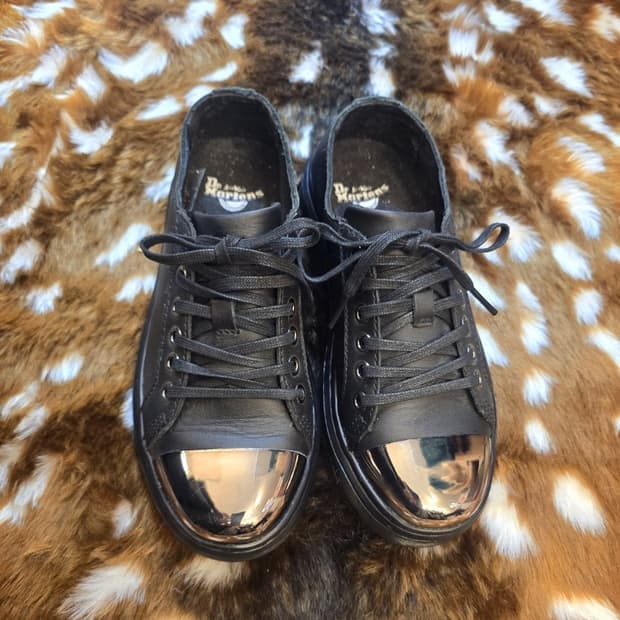 닥터마틴 알렉세이(Alexei) 블랙 스틸토 스니커즈