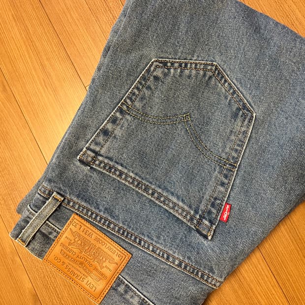 Levis stay loose
