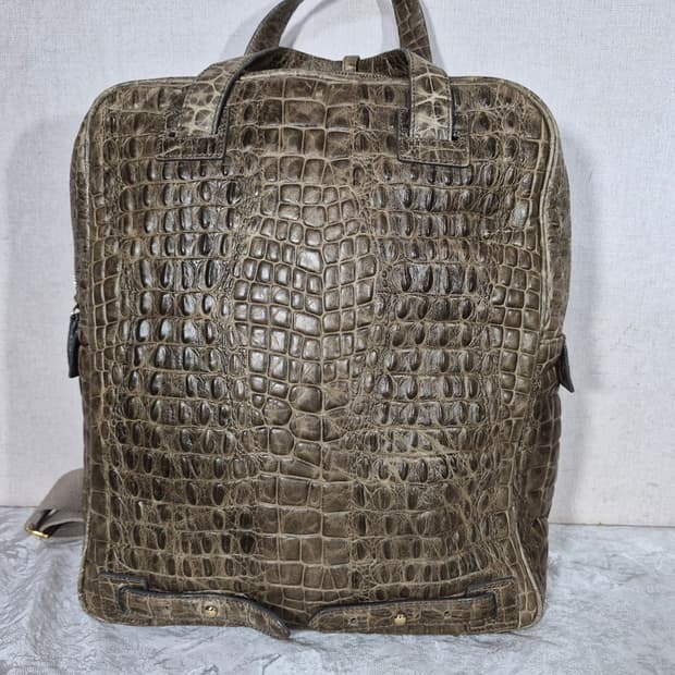 Linoui 리누이 악어가죽백팩 