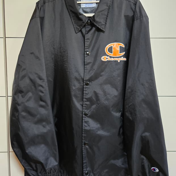 챔피온 정품 블랙 코치 자켓(XL사이즈)