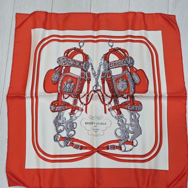 에르메스 Brides de Gala 쁘띠까레 45 오렌지 