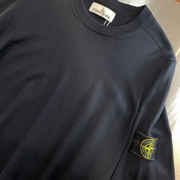 스톤 아일랜드 와펜 네이비 니트