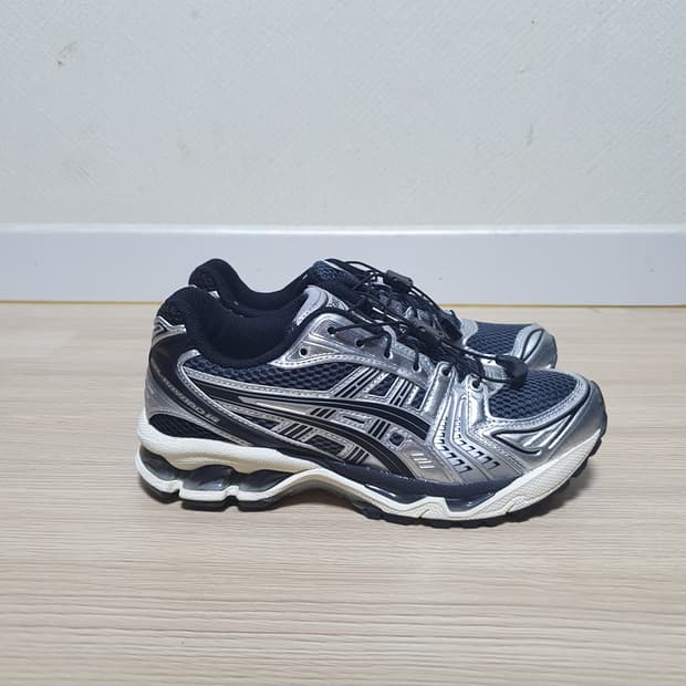 아식스 언리미티드 젤 카야노 14 230