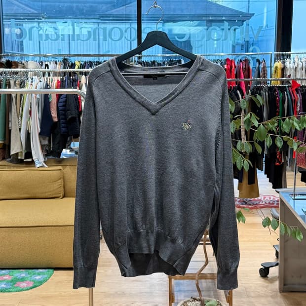 크리스찬 디올 몬슈어 그레이 로고자수 브이넥 니트 