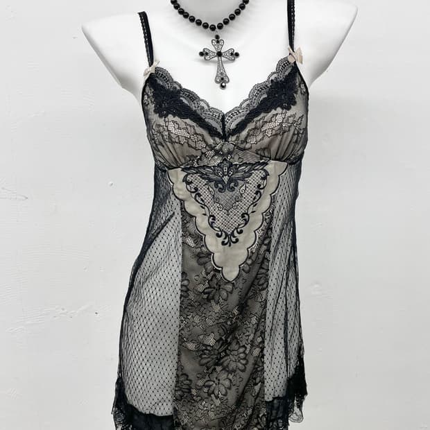 에블린 고딕 레이스 슬립