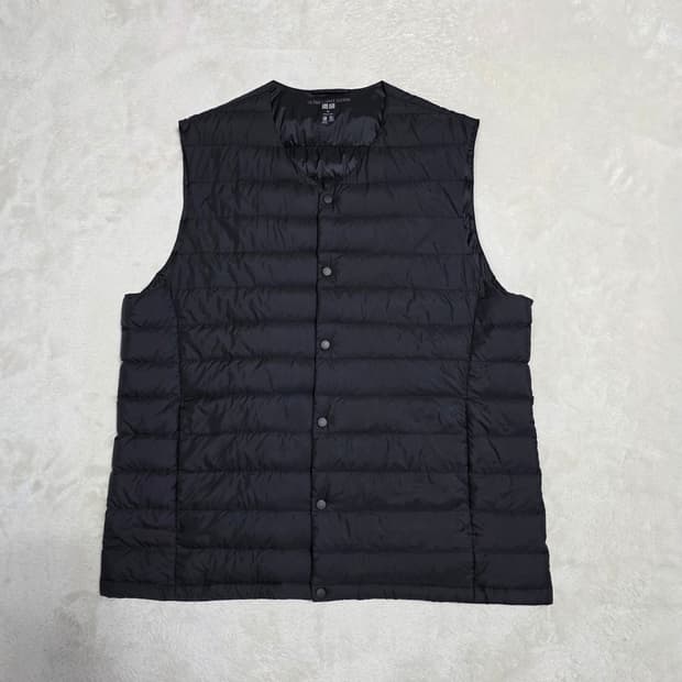 (XL)유니클로 울트라라이트 다운 패딩 조끼 블랙