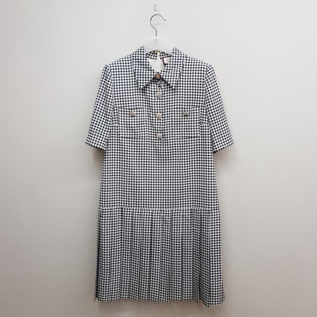 모조에스핀 2021 하운드투스 카라 플리츠 원피스 M사이즈