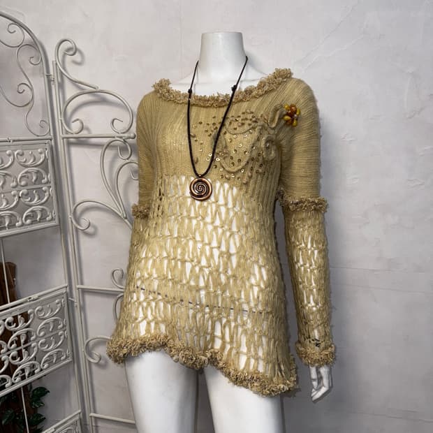 Beige grunge fairy beads detail knit