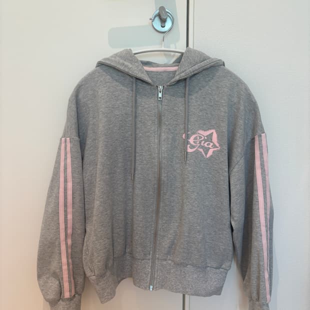 I AM GIA 집업 후디