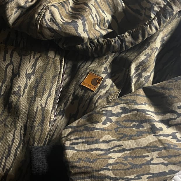 칼하트 카모 자켓 