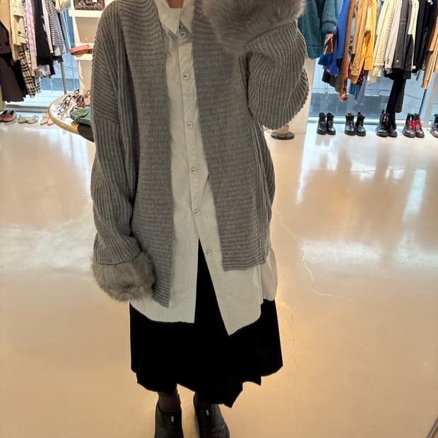 Virgirl Fur Cuffs Knit CD