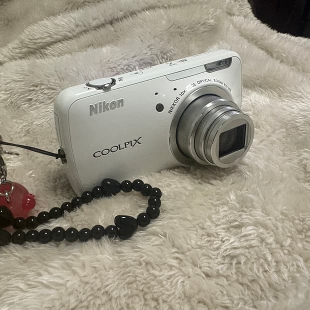 니콘 쿨픽스 s800c 화이트
