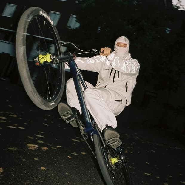 Corteiz 코르테이즈 워터프루프 쉘 자켓 L입니다