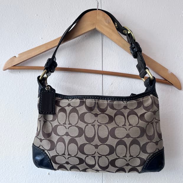 코치 여성 시그니처캔버스숄더백