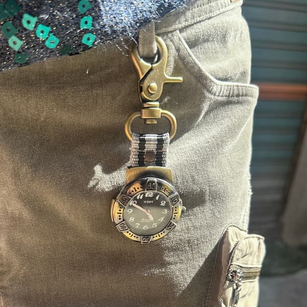 Vintage watch keyring⏱️