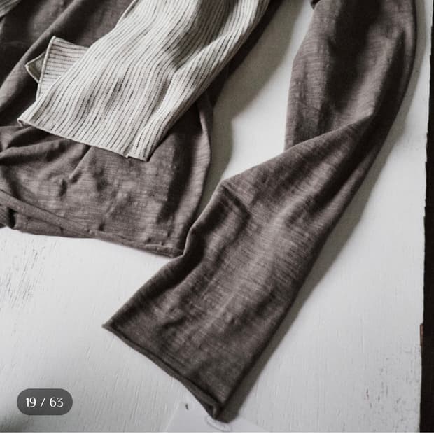 모노 프리베 Textured Square Long Scarf