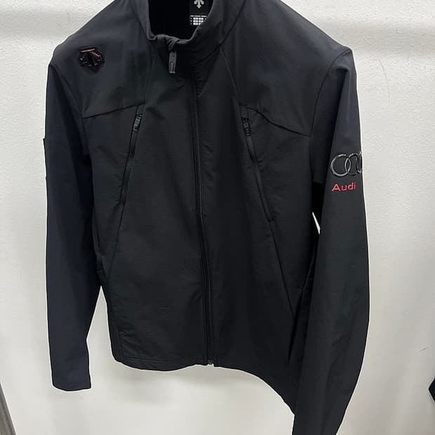 100) 데상트 2024 아우디 기능성집업 