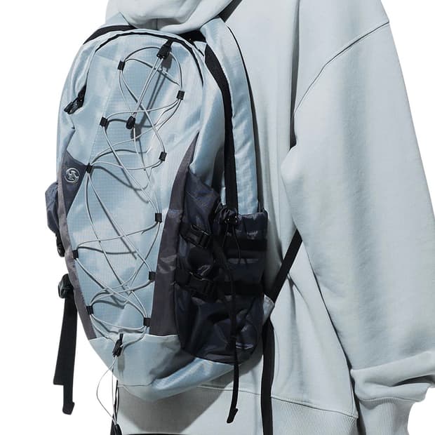 산산기어 스트링 백팩 24/ss 그레이 은색 가방