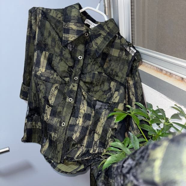 (New)Weird Market Half Shirt