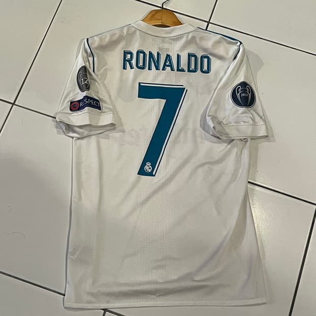 레알마드리드 17-18 호날두 유니폼 M