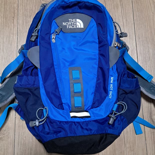 노스페이스 배낭 22L