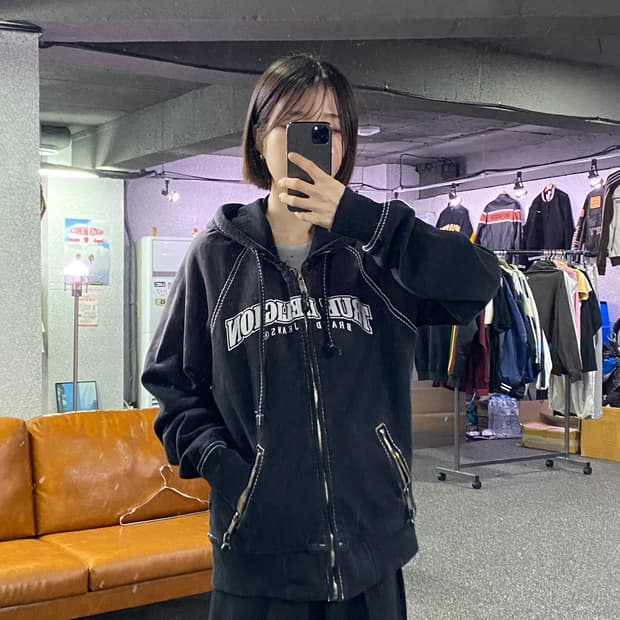 트루릴리전 빅로고 스티치 디테일 후드집업 B4684