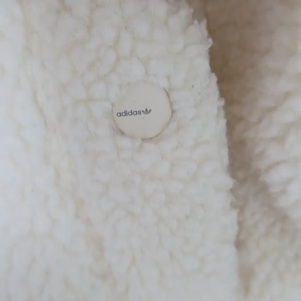 아디다스 오리지날 쉐르파 뽀글이자켓