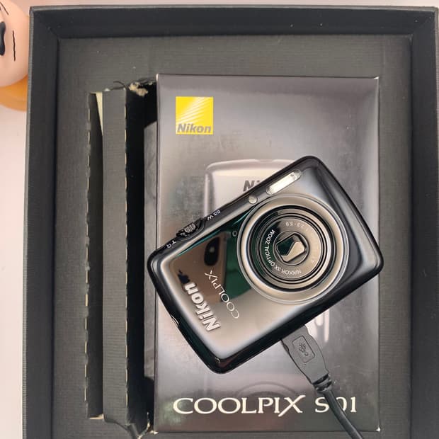 니콘 쿨픽스 S01 coolpixs01 검정색 풀박