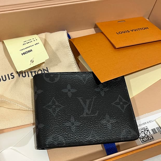 루이비통 모노그램 이클립스 반지갑 [정품]