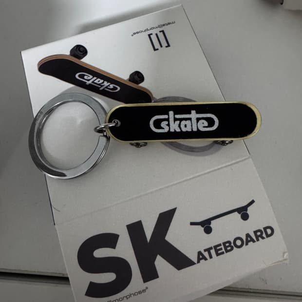 메타모포스 스케이트키링 팝니다