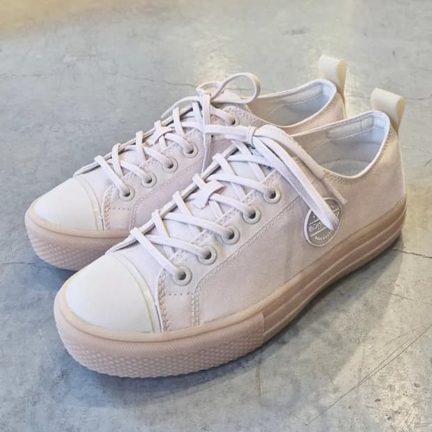 [245]디스커버리 스니커즈